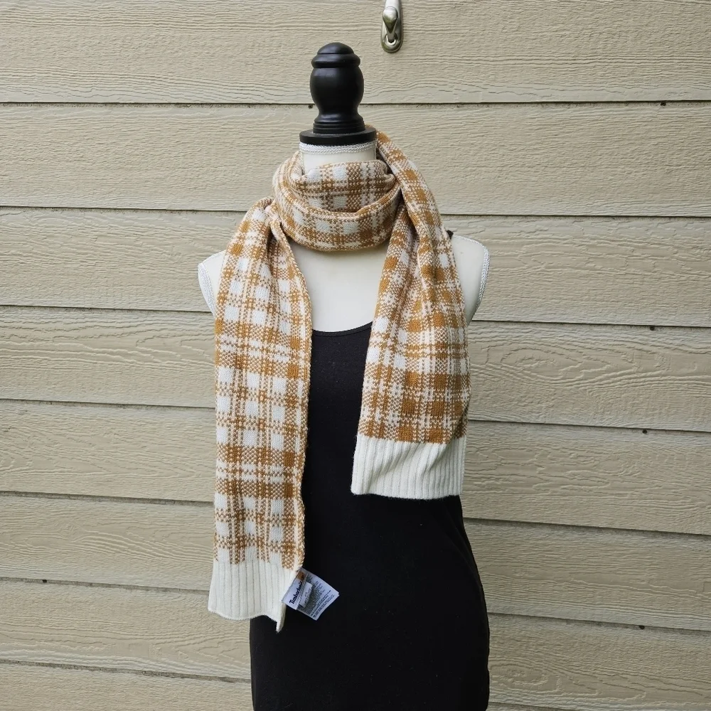 Timberland white and tan plaid knit scarf